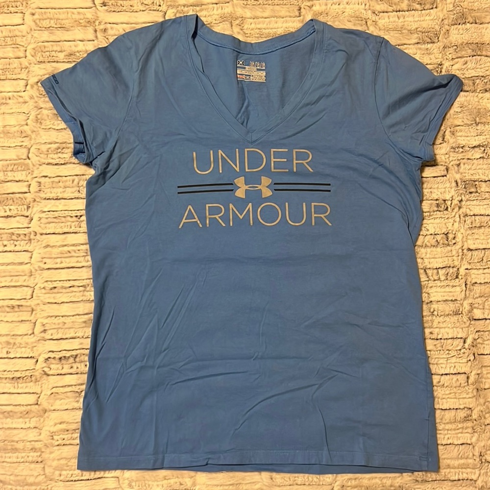 Under Armour • Women’s Shirt
